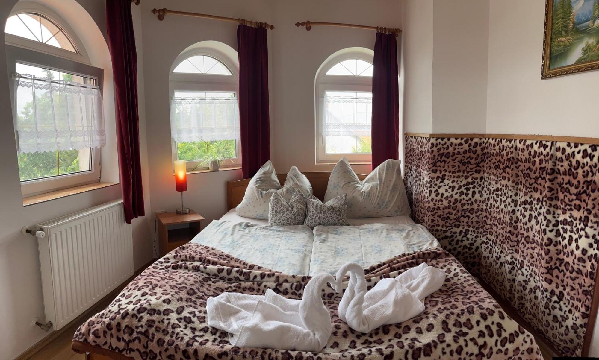 Joker Villa Apartmanhaus Hévíz Extérieur photo