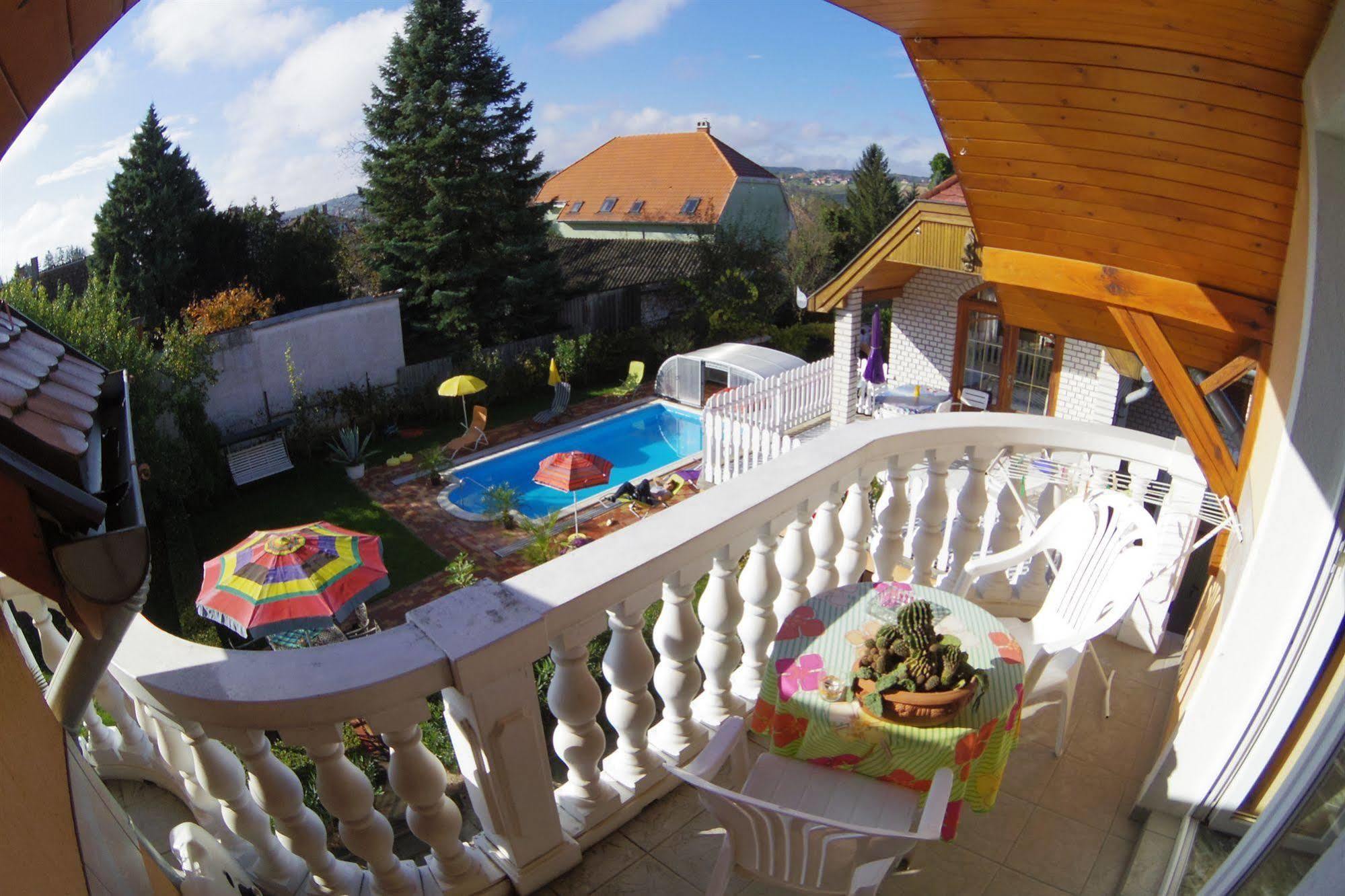Joker Villa Apartmanhaus Hévíz Extérieur photo